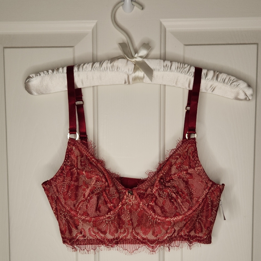 Sofia Intimates by Sofia Vergara Women's Eyelash Lace Bustier Size 34B NWOT